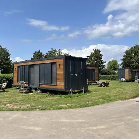 Resort Tiny House Two-person Lathum